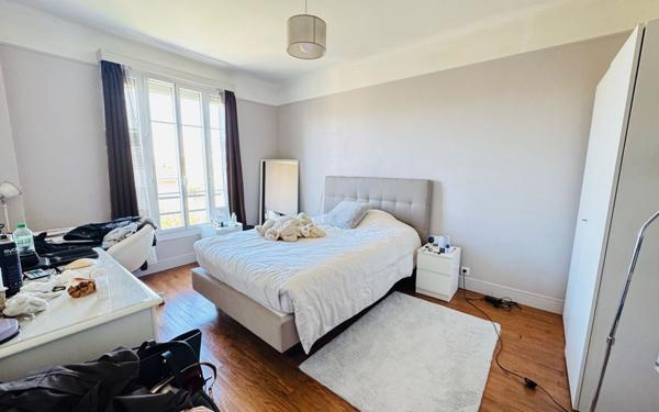 Maison à vendre    8 pièces • 139,76 m2 Chelles
