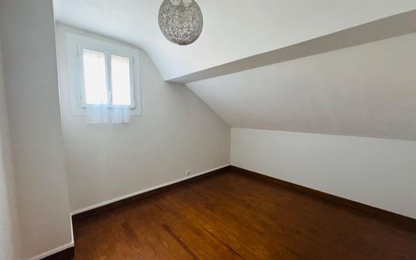 Maison à vendre    8 pièces • 139,76 m2 Chelles