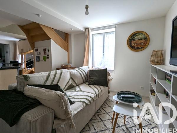 Location appartement 3 pièces 50 m² Courgent