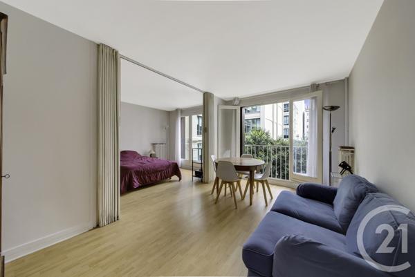 Appartement F2 à vendre  2 pièces - 44,57 m2 PARIS - 75015