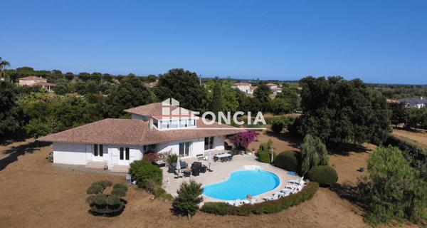 À vendre Maison 5 pièces 166 m² - Ghisonaccia 20240