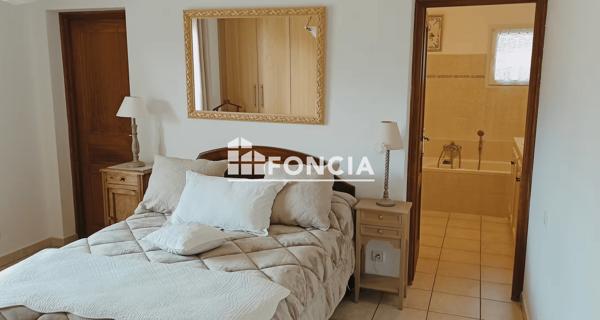 À vendre Maison 5 pièces 166 m² - Ghisonaccia 20240