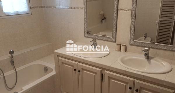 À vendre Maison 5 pièces 166 m² - Ghisonaccia 20240