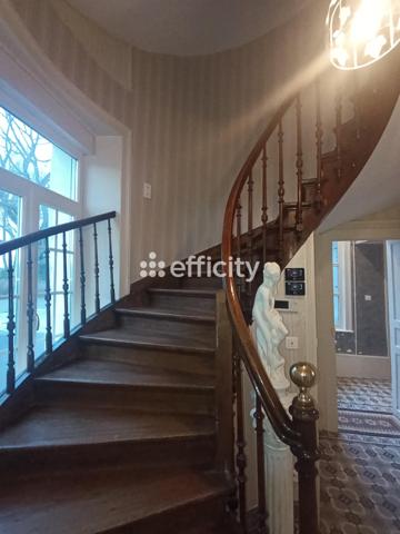 Maison 10 pièces - 274 m² Exclusivité efficity