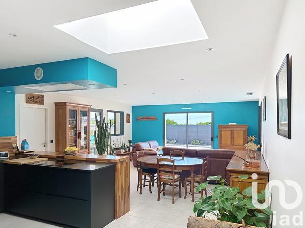 House for sale 4 rooms 118 m² Saint-Jean-de-Liversay