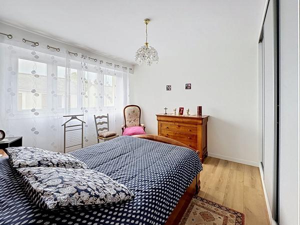 Appartement Angers Quartier Lutin- Victor Hugo, 4 pièces 82 m2, garage,véranda