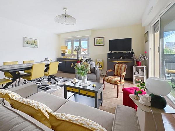 Appartement Angers Quartier Lutin- Victor Hugo, 4 pièces 82 m2, garage,véranda