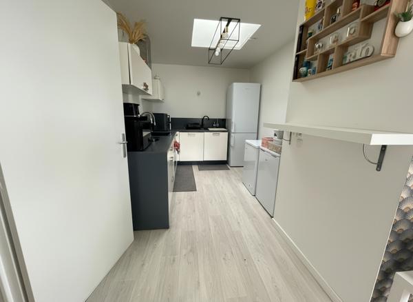 Appartement Stains 4 pièce(s) 80 m2