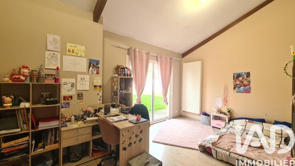 Maison à vendre 7 pièces 327 m² Champigny en Rochereau