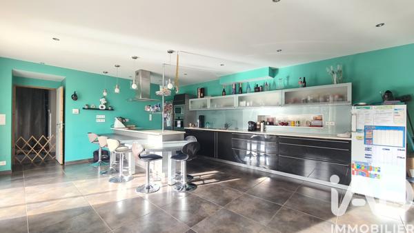 Maison à vendre 7 pièces 327 m² Champigny en Rochereau