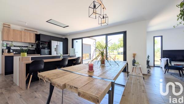 Maison à vendre 7 pièces 153 m² Breuil-Magné