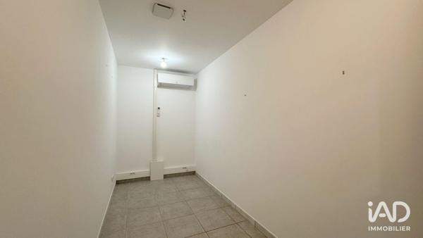 Location local d’activité 58 m² Robion