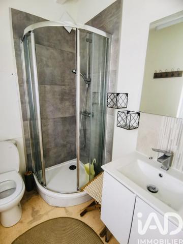 Immeuble à vendre 200 m² Montilliers