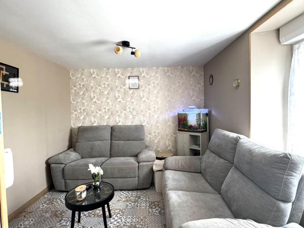 Longère rénovée avec dépendances – Les Veys