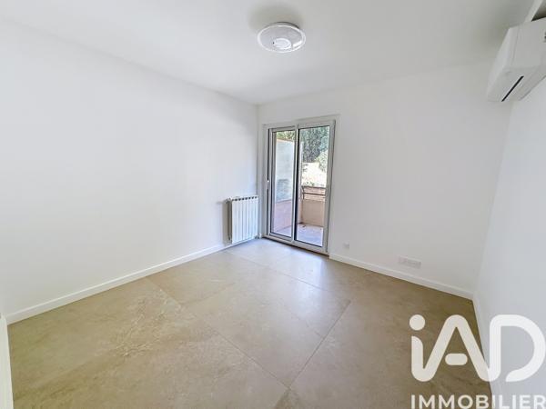 Appartement à vendre 3 pièces 64 m² Hyères