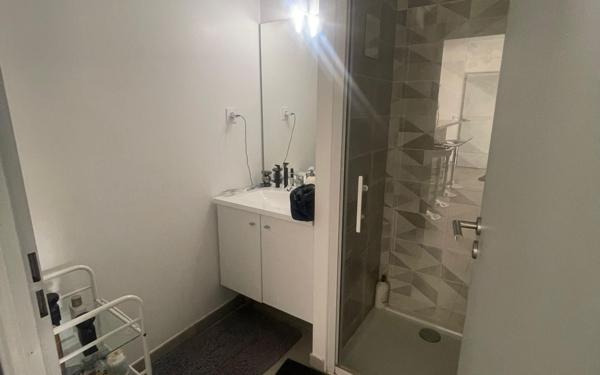 Appartement à louer    4 pièces •  Miramas