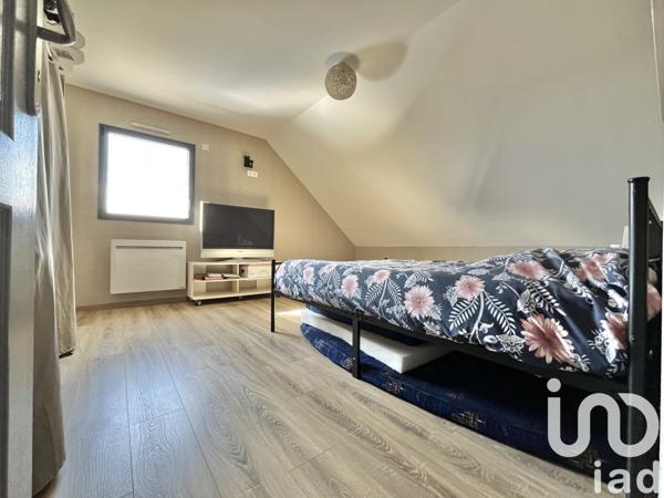 Maison 5 pièces de 128 m² à Gouville-sur-Mer (50560)