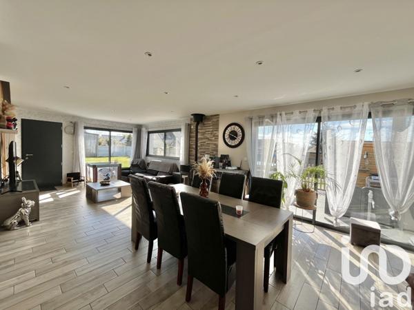 Maison 5 pièces de 128 m² à Gouville-sur-Mer (50560)