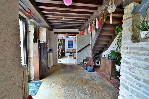 Maison à vendre 7 pièces 190 m2 -Dijon Sud Ouest 12 km - 5 chambres - garages - terrain de 398 m2