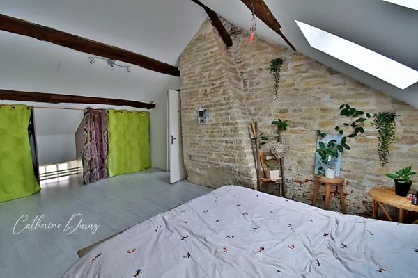 Maison à vendre 7 pièces 190 m2 -Dijon Sud Ouest 12 km - 5 chambres - garages - terrain de 398 m2