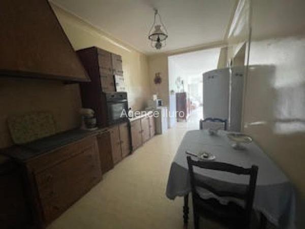 Appartement - Oloron-sainte-marie - Réf.:205407 OLORON CENTRE-VILLE - GRAND APPARTEMENT T5 DE CARACTERE AVEC TERRASSE COUVERTE ET VUE SUR LE GAVE -