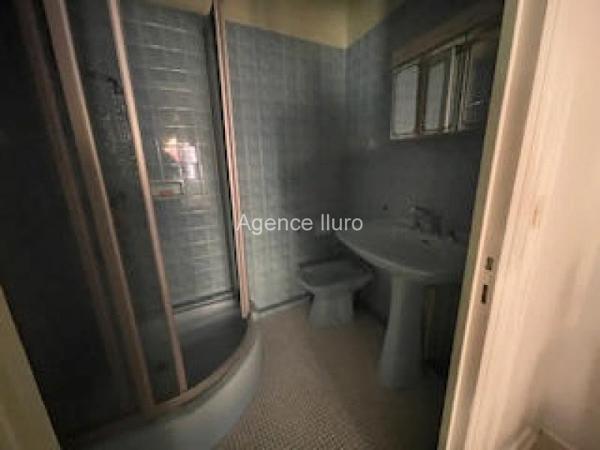Appartement - Oloron-sainte-marie - Réf.:205407 OLORON CENTRE-VILLE - GRAND APPARTEMENT T5 DE CARACTERE AVEC TERRASSE COUVERTE ET VUE SUR LE GAVE -