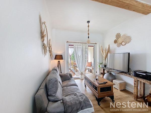 A Vendre Maison en pierre rénovée de 86 m² avec jardin et dépendances au coeur de Mézin