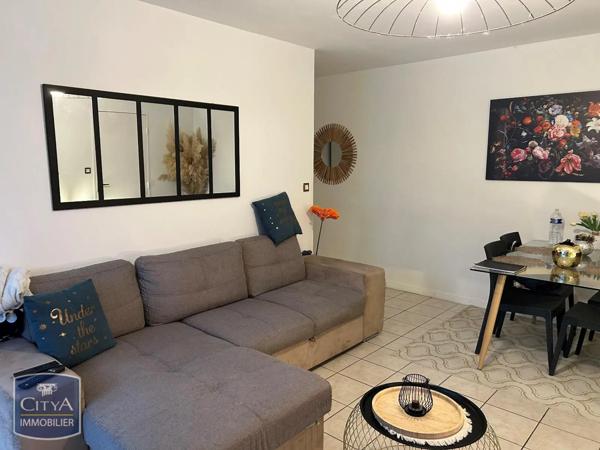 Appartement à louer 2 pièces 44.9m²