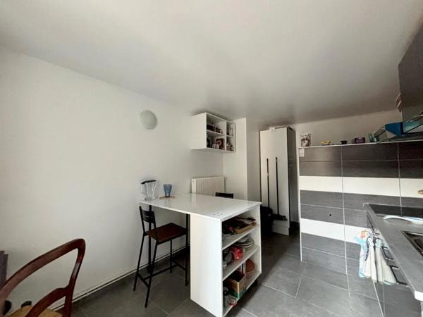Appartement à louer 2 pièces 37.81m²