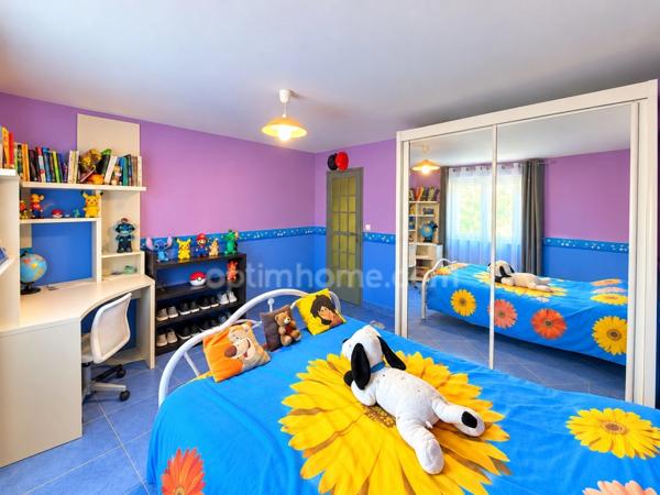 Propriété 5 pièces 178m2 avec piscine sur terrain de 1,4H à MEZE (34)