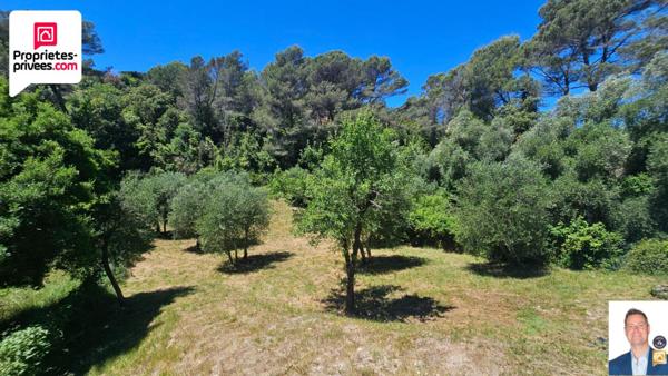 PROPRIETE  5 pièces 180 m2 VUE PANORAMIQUE /PISCINE / TERRAIN DE 1900 M2