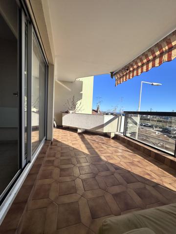 Cannes (06150) 3 PIÈCES 66m² – APERÇU MER + 2 TERRASSES + PARKING – CANNES LA ROUBINE