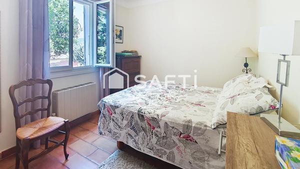 Maison familiale avec jardin à Gargas (84400)