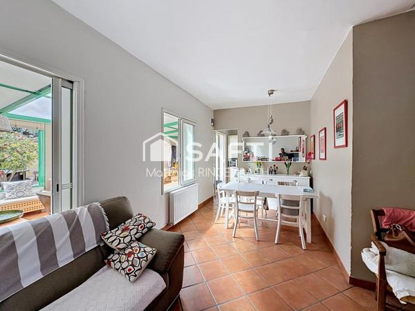 Maison clé en main avec véranda et piscine