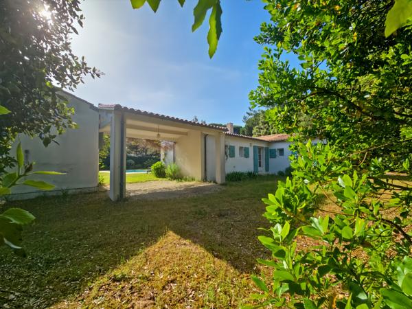 Maison
         11 pièces
        - 262 m² Bien prestige