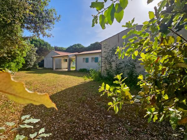 Maison
         11 pièces
        - 262 m² Bien prestige
