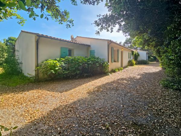 Maison
         11 pièces
        - 262 m² Bien prestige