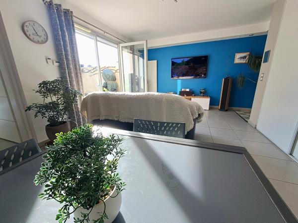 Maison de village tout confort, 3 chambres, jardinet, garage