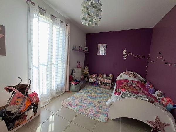 Maison de village tout confort, 3 chambres, jardinet, garage