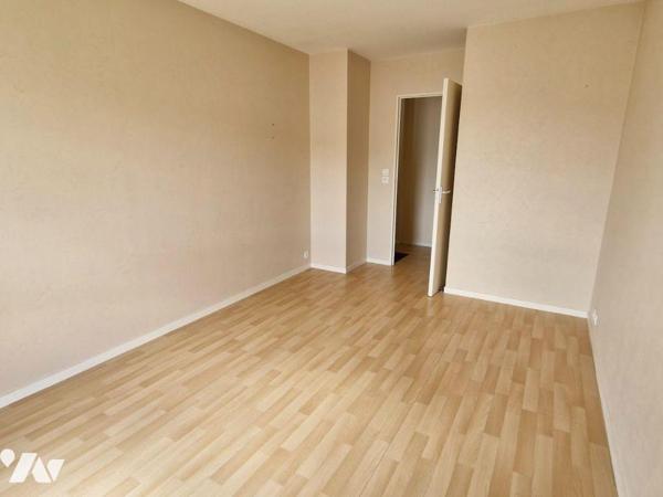 Appartement à Vendre à Cesson-Sévigné (35510) en Ille-et-Vilaine (35)
Cet appartement de 73,88...