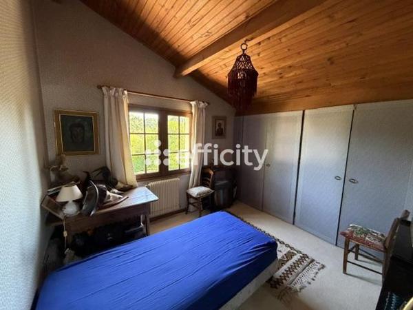 Maison
         5 pièces
        - 126 m² 421 000 € *