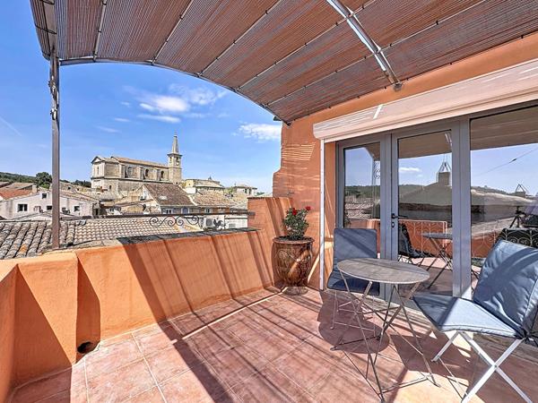 Appartement 97 m² climatisé ? Centre village de Caumont-sur-Durance