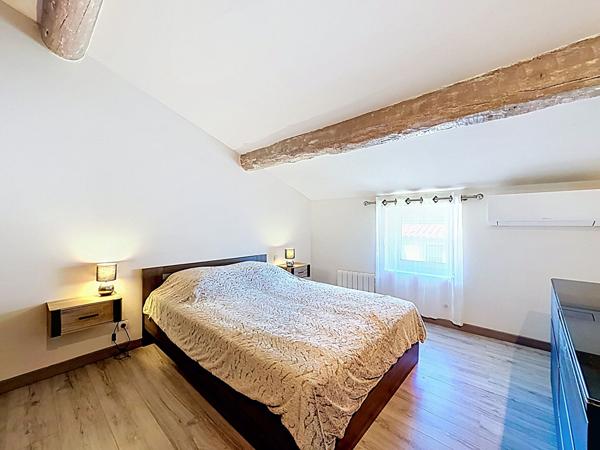 Appartement 97 m² climatisé ? Centre village de Caumont-sur-Durance