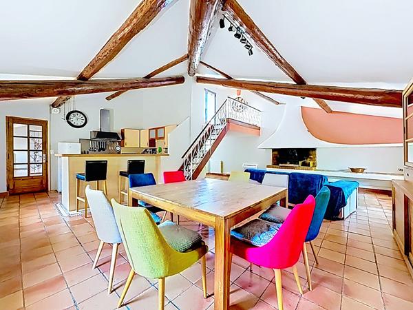Appartement 97 m² climatisé ? Centre village de Caumont-sur-Durance