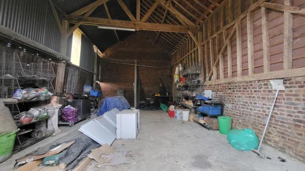 Propriété à 50 min de Reims,fort potentiel à rénover