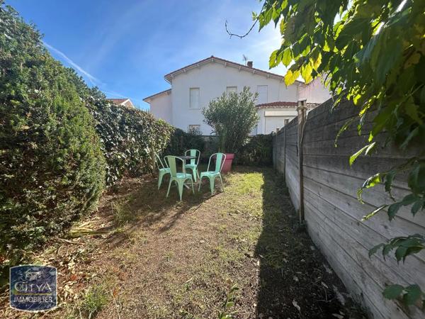 Appartement à louer 2 pièces 50.49m² Royan (17200)