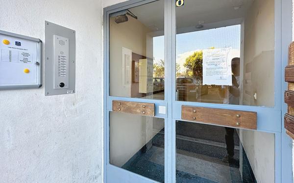 Appartement à vendre    4 pièces • 80,91 m2 Montfavet - Avignon