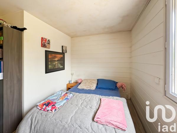 Appartement 4 pièces de 100 m² à Locmiquélic (56570)