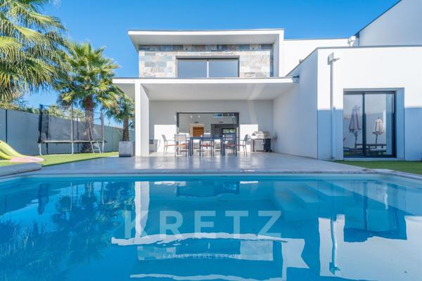 Villa contemporaine en bord de mer