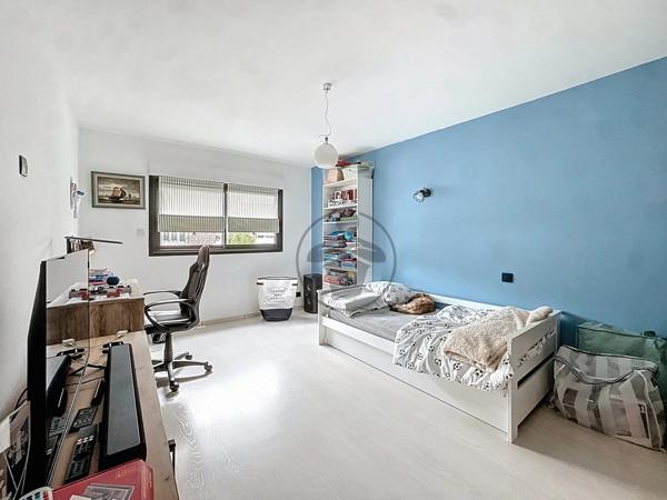 Vente Maison 7 pièces 180 m2 à Saint-Quentin